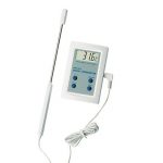 Digital thermometer detachable probe